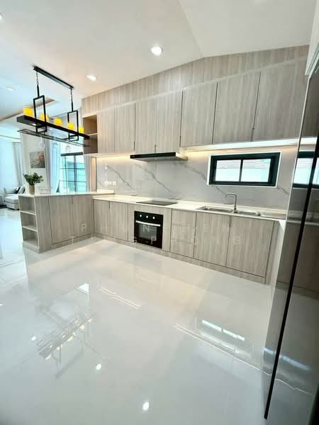 4-BR House, Chon Buri (Pattaya), Nong Pru, Bang Lamung (Pattaya), Chon Buri (Pattaya), 4 Bedrooms, 440 sqm, Single Detached House For Rent, by Phonphen Tangphong, 500267983 - DDproperty.com