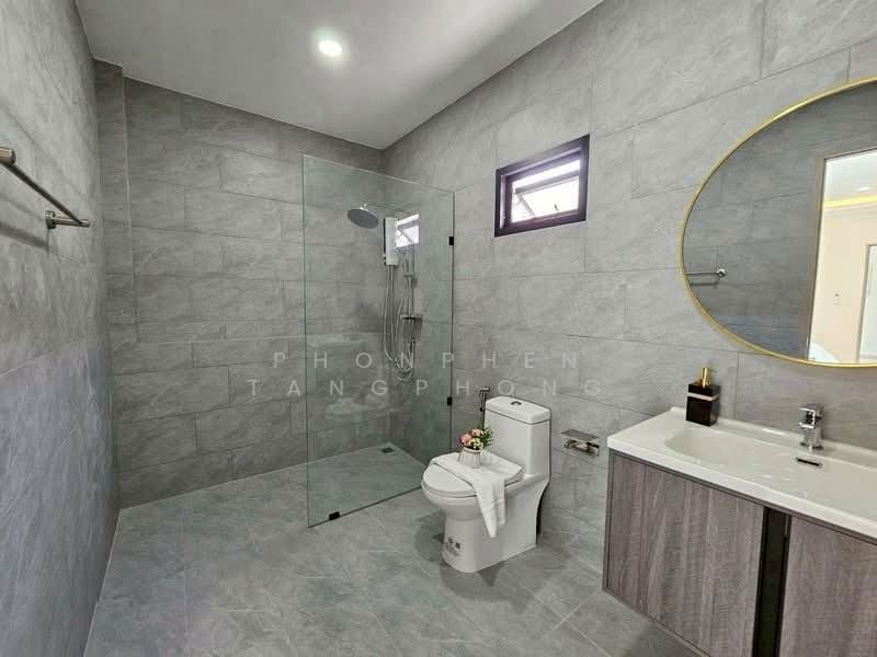 4-BR House, Chon Buri (Pattaya), Nong Pru, Bang Lamung (Pattaya), Chon Buri (Pattaya), 4 Bedrooms, 440 sqm, Single Detached House For Rent, by Phonphen Tangphong, 500267983 - DDproperty.com