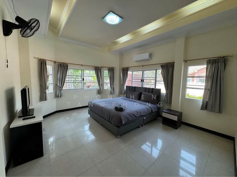 3-BR House, Chon Buri (Pattaya), Nong Pru, Bang Lamung (Pattaya), Chon Buri (Pattaya), 3 Bedrooms, 345 sqm, Single Detached House For Rent, by Phonphen Tangphong, 500268015 - DDproperty.com
