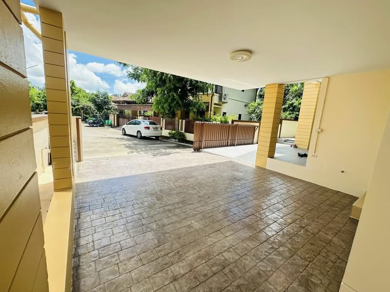 undefined, Chon Buri (Pattaya), Nong Pru, Bang Lamung (Pattaya), Chon Buri (Pattaya), 3 Bedrooms, 165 sqm, Single Detached House For Sale, by Tanawan Surichai, 500268018 - DDproperty.com