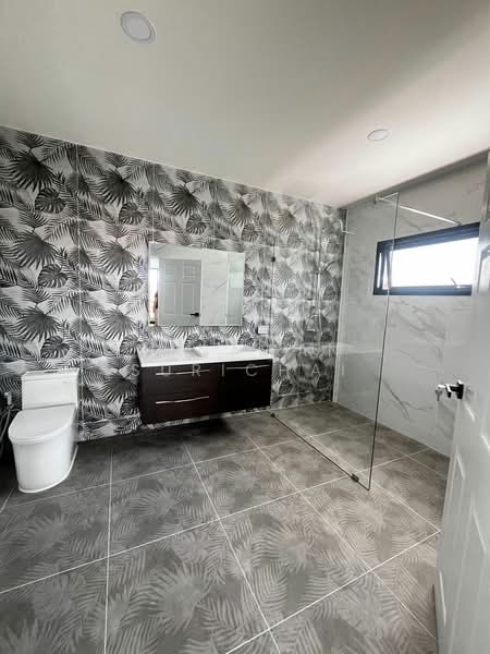 undefined, Chon Buri (Pattaya), Nong Pru, Bang Lamung (Pattaya), Chon Buri (Pattaya), 5 Bedrooms, 280 sqm, Villa For Sale, by Tanawan Surichai, 500268034 - DDproperty.com