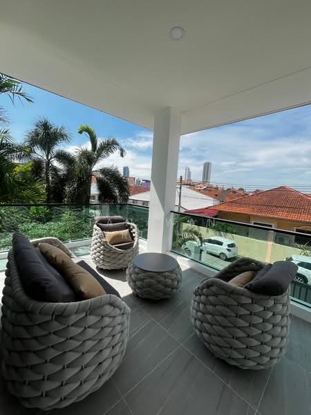 undefined, Chon Buri (Pattaya), Nong Pru, Bang Lamung (Pattaya), Chon Buri (Pattaya), 5 Bedrooms, 280 sqm, Villa For Sale, by Tanawan Surichai, 500268034 - DDproperty.com
