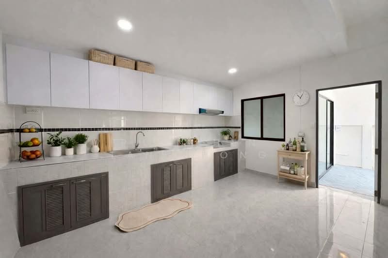 3-BR Townhouse, Chon Buri (Pattaya), Nong Pru, Bang Lamung (Pattaya), Chon Buri (Pattaya), 3 Bedrooms, 150 sqm, Townhouse For Sale, by Phonphen Tangphong, 500268038 - DDproperty.com