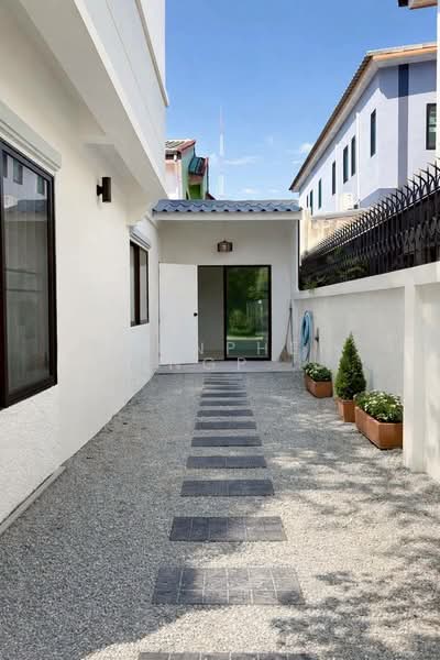 3-BR Townhouse, Chon Buri (Pattaya), Nong Pru, Bang Lamung (Pattaya), Chon Buri (Pattaya), 3 Bedrooms, 150 sqm, Townhouse For Sale, by Phonphen Tangphong, 500268038 - DDproperty.com