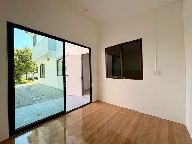 3-BR Townhouse, Chon Buri (Pattaya), Nong Pru, Bang Lamung (Pattaya), Chon Buri (Pattaya), 3 Bedrooms, 150 sqm, Townhouse For Sale, by Phonphen Tangphong, 500268038 - DDproperty.com