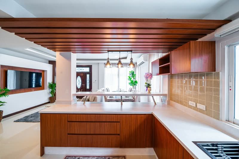 5-BR Villa, Chon Buri (Pattaya), Nong Pru, Bang Lamung (Pattaya), Chon Buri (Pattaya), 5 Bedrooms, 280 sqm, Villa For Sale, by Tanawan Surichai, 500268041 - DDproperty.com