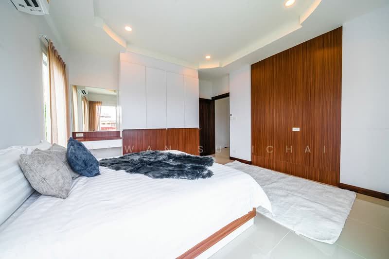 5-BR Villa, Chon Buri (Pattaya), Nong Pru, Bang Lamung (Pattaya), Chon Buri (Pattaya), 5 Bedrooms, 280 sqm, Villa For Sale, by Tanawan Surichai, 500268041 - DDproperty.com
