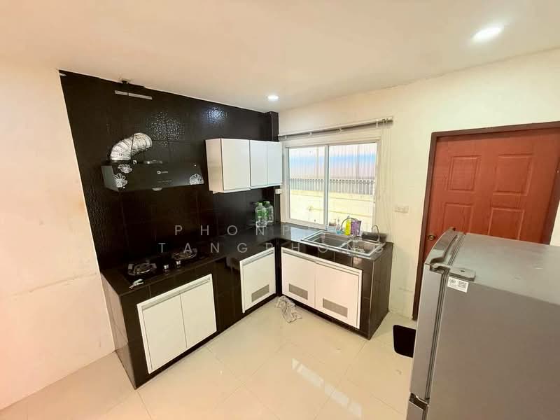 3-BR House, Chon Buri (Pattaya), Poong, Bang Lamung (Pattaya), Chon Buri (Pattaya), 3 Bedrooms, 204 sqm, Single Detached House For Rent, by Vikrant Kokar, 500268050 - DDproperty.com
