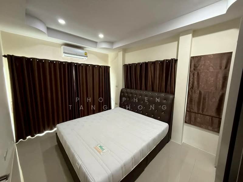 3-BR House, Chon Buri (Pattaya), Poong, Bang Lamung (Pattaya), Chon Buri (Pattaya), 3 Bedrooms, 204 sqm, Single Detached House For Rent, by Vikrant Kokar, 500268050 - DDproperty.com