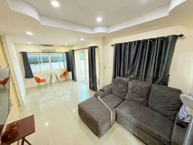 3-BR House, Chon Buri (Pattaya), Poong, Bang Lamung (Pattaya), Chon Buri (Pattaya), 3 Bedrooms, 204 sqm, Single Detached House For Rent, by Vikrant Kokar, 500268050 - DDproperty.com