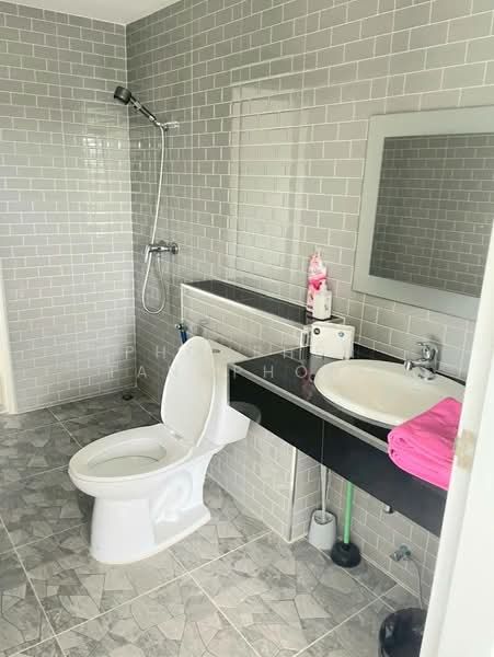 Sea Saran Condominium, Chon Buri (Pattaya), 190 Moo 2 Bangsaray, Bang Sa-re, Sattahip, Chon Buri (Pattaya), 1 Bedroom, 43 sqm, Condo For Sale, by Phonphen Tangphong, 500268057 - DDproperty.com