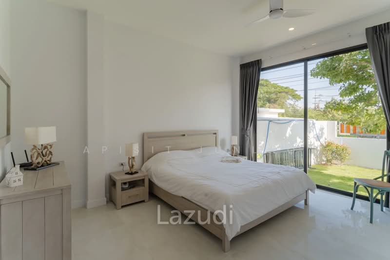 MODERN POOL VILLA DESIGNED FOR COMFORTABLE LIVING AND RELAXING LIFESTYLE, Prachuap Khiri Khan, Nong Kae, Hua Hin, Prachuap Khiri Khan, 3 Bedrooms, 160 sqm, Villa For Sale, by Apisit Junlao, 500268076 - DDproperty.com