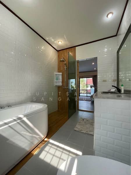 บ้าน 3-ห้องนอน, ชลบุรี, นาเกลือ, บางละมุง, ชลบุรี, 300 ตร.ม., บ้านเดี่ยว ให้เช่า, โดย Supitsara  Sangarun, 500268091 - DDproperty.com