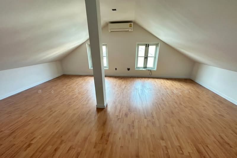 Laddarom Ekkamai-Ramintra, Bangkok, Kaset-Nawamin Road, Nuan Chan, Bueng Kum, Bangkok, 6 Bedrooms, 350 sqm, Single Detached House For Sale, by สง่าชัย ไทรทองคำ, 500268102 - DDproperty.com
