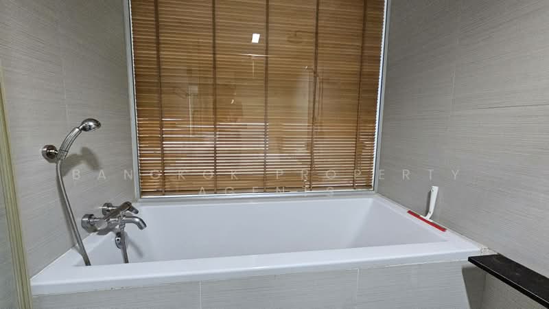 Issara @ 42 Sukhumvit, Bangkok, Soi Sukhumvit 42, Phra Kanong, Khlong Toei, Bangkok, 2 Bedrooms, 79 sqm, Condo For Rent, by BANGKOK PROPERTY AGENTS, 500268108 - DDproperty.com