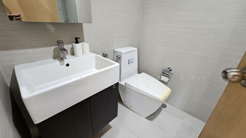 Issara @ 42 Sukhumvit, Bangkok, Soi Sukhumvit 42, Phra Kanong, Khlong Toei, Bangkok, 2 Bedrooms, 79 sqm, Condo For Rent, by BANGKOK PROPERTY AGENTS, 500268108 - DDproperty.com