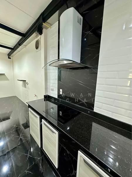 For Sale - 3-BR House, Chon Buri (Pattaya)