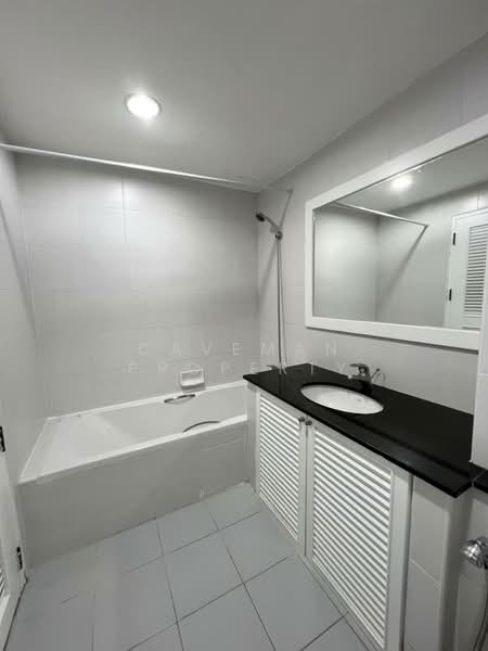 Supalai Place Sukhumvit 39, Bangkok, 175-179 Soi Sukhumvit 39 Sukhumvit Road, Khlong Tan Nua, Watthana, Bangkok, 1 Bedroom, 50 sqm, Condo For Rent, by Caveman Property, 500268133 - DDproperty.com