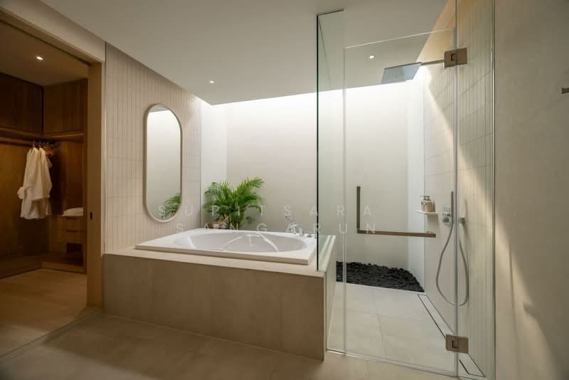 Movenpick White Sand Beach Pattaya, Chon Buri (Pattaya), 56 Moo 2 Sukhumvit Road, Na Chom Thian, Sattahip, Chon Buri (Pattaya), 3 Bedrooms, 270 sqm, Condo For Sale, by Supitsara  Sangarun, 500268201 - DDproperty.com