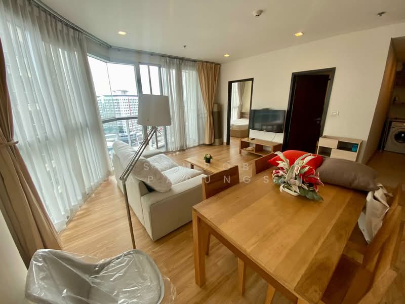 Le Luk Condominium, Bangkok, 1599 291 Sukhumvit Rd, Phra Kanong Nua, Watthana, Bangkok, 1 Bedroom, 52 sqm, Condo For Rent, by Sompob Buaparungsri, 500268239 - DDproperty.com
