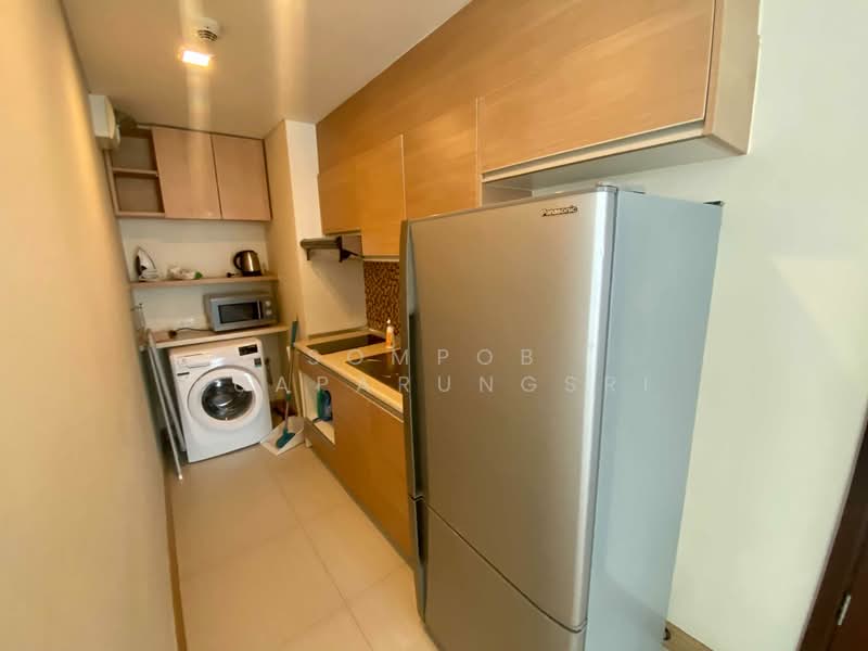 Le Luk Condominium, Bangkok, 1599 291 Sukhumvit Rd, Phra Kanong Nua, Watthana, Bangkok, 1 Bedroom, 52 sqm, Condo For Rent, by Sompob Buaparungsri, 500268239 - DDproperty.com