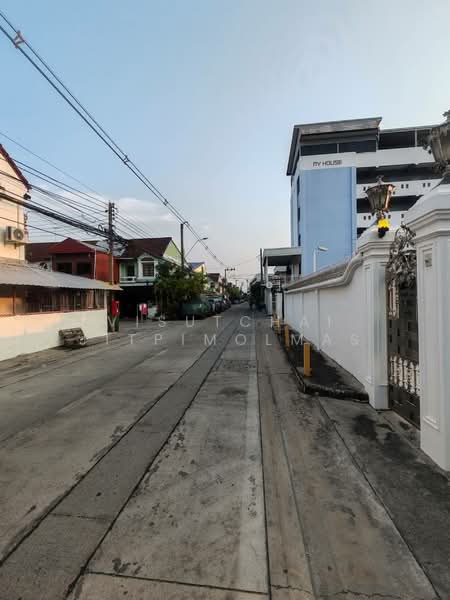 ขายบ้านเดี่ยวพร้อมอาคารรวม 3 หลัง บนเนื้อที่ 270 ตารางวา พร้อมระบบโซล่าเซลล์จัดเต็ม 1 ล้านบาท, Samut Prakan, เทพารักษ์ 86, Thepharak, Muang Samut Prakarn, Samut Prakan, 5 Bedrooms, 500 sqm, Single Detached House For Sale, by visutchai jitpimolmas, 500268271 - DDproperty.com