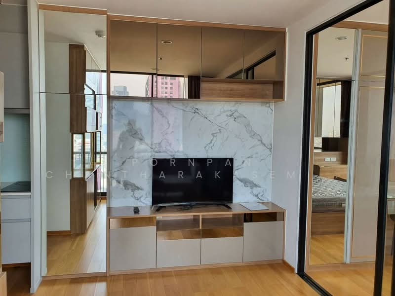 Noble Revo Silom, Bangkok, 88 Soi Surasak Surasak Road, Silom, Bang Rak, Bangkok, 1 Bedroom, 34 sqm, Condo For Rent, by Pornpan Chantharakasemchai, 500268281 - DDproperty.com