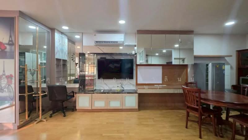 St Louis Grand Terrace, Bangkok, Soi Sathon 11 S Sathon Rd, Yan Nawa, Sathon, Bangkok, 1 Bedroom, 47 sqm, Condo For Sale, by คุณ พลอยวาลินน์ (วาลินน์), 500268286 - DDproperty.com