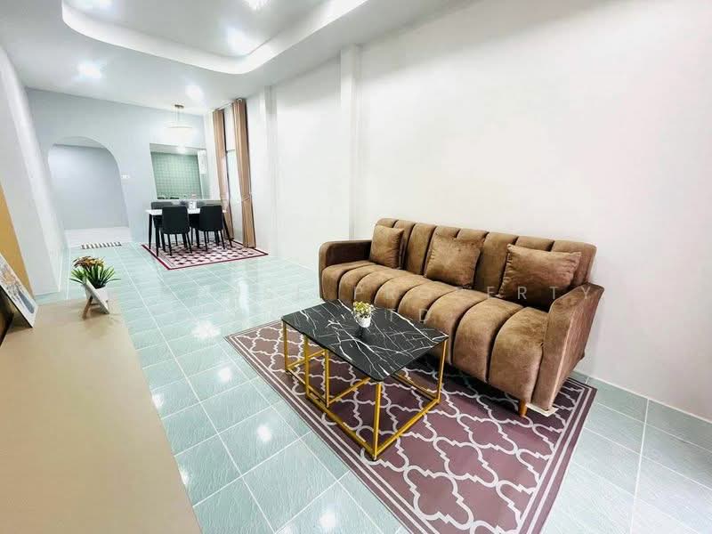 For Sale - Single house for sale in Praditpaisan 3 Village, Noen Phasuk, Sriracha., Chon Buri (Pattaya)