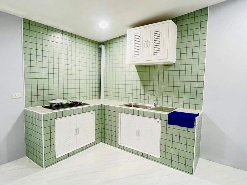 For Sale - Single house for sale in Praditpaisan 3 Village, Noen Phasuk, Sriracha., Chon Buri (Pattaya)