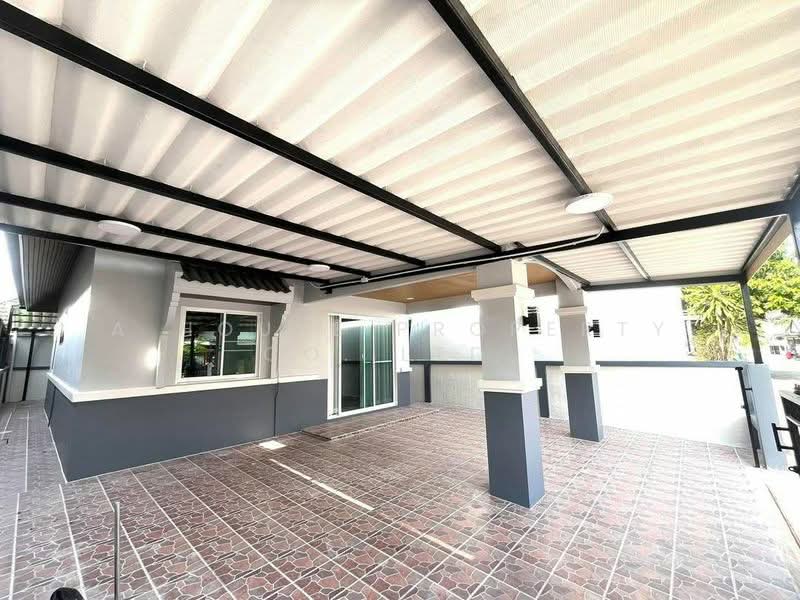 For Sale - Single house for sale in Praditpaisan 3 Village, Noen Phasuk, Sriracha., Chon Buri (Pattaya)