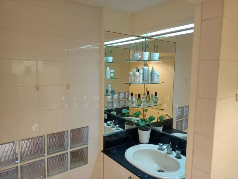 Supalai Place Sukhumvit 39, Bangkok, 175-179 Soi Sukhumvit 39 Sukhumvit Road, Khlong Tan Nua, Watthana, Bangkok, 2 Bedrooms, 142 sqm, Condo For Rent, by Khemasooch Chiraburanan, 500268307 - DDproperty.com