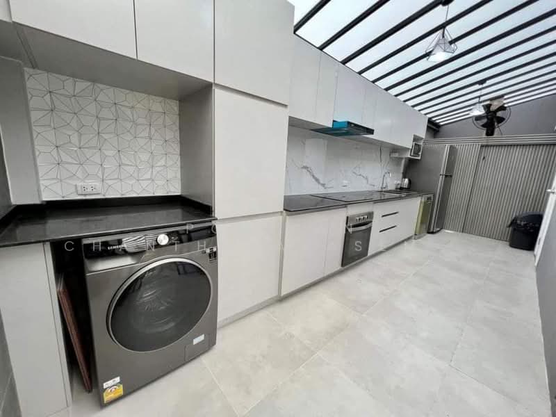 The Connect UP 3 Ladprao 126, Bangkok, Soi Ladprao 126, Lat Phrao Road, Phlapphla, Wang Thonglang, Bangkok, 3 Bedrooms, 165 sqm, Townhouse For Rent, by Pornpan Chantharakasemchai, 500268367 - DDproperty.com