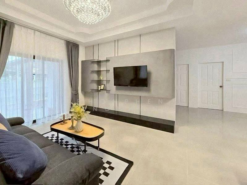 5-BR House, Chon Buri (Pattaya), Nong Pru, Bang Lamung (Pattaya), Chon Buri (Pattaya), 5 Bedrooms, 410 sqm, Single Detached House For Rent, by Phonphen Tangphong, 500268375 - DDproperty.com