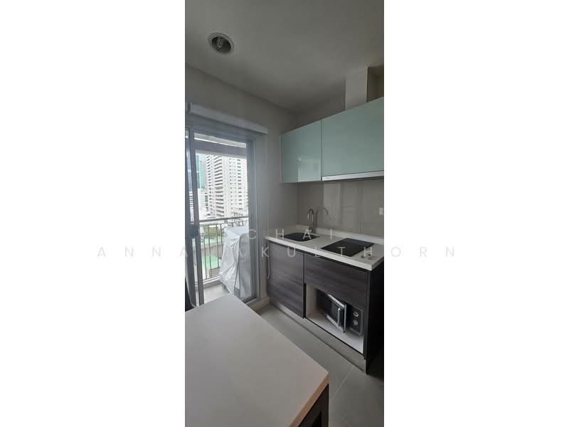 Centric Sathorn-St Louis, Bangkok, Sathorn Nua Road, Yan Nawa, Sathon, Bangkok, 1 Bedroom, 35 sqm, Condo For Rent, by Vichai  Annavakulthorn, 500268411 - DDproperty.com