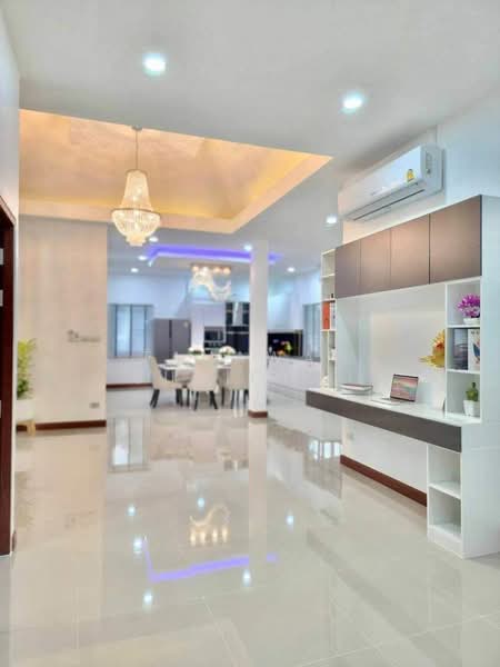 4-BR Villa, Chon Buri (Pattaya), Poong, Bang Lamung (Pattaya), Chon Buri (Pattaya), 4 Bedrooms, 844 sqm, Villa For Sale, by Tanawan Surichai, 500268422 - DDproperty.com