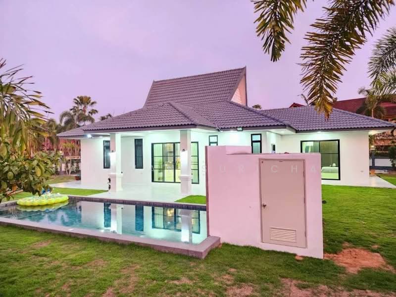 4-BR Villa, Chon Buri (Pattaya), Poong, Bang Lamung (Pattaya), Chon Buri (Pattaya), 4 Bedrooms, 844 sqm, Villa For Sale, by Tanawan Surichai, 500268422 - DDproperty.com