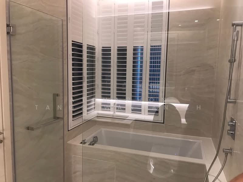 The Strand Thonglor, Bangkok, 36 Soi Sukhumvit 55, Khlong Tan Nua, Watthana, Bangkok, 2 Bedrooms, 80 sqm, Condo For Rent, by Atthaphon Tangsuwanpanich, 500268423 - DDproperty.com