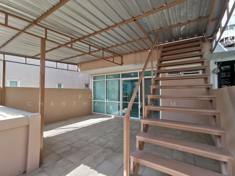 บ้าน 3-ห้องนอน, กรุงเทพ, คลองเตย, คลองเตย, กรุงเทพ, 440 ตร.ม., บ้านเดี่ยว ให้เช่า, โดย Pornpan Chantharakasemchai, 500268427 - DDproperty.com