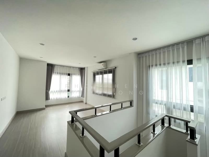 undefined, Chon Buri (Pattaya), Nong Pru, Bang Lamung (Pattaya), Chon Buri (Pattaya), 4 Bedrooms, 250 sqm, Single Detached House For Rent, by Phonphen Tangphong, 500268507 - DDproperty.com