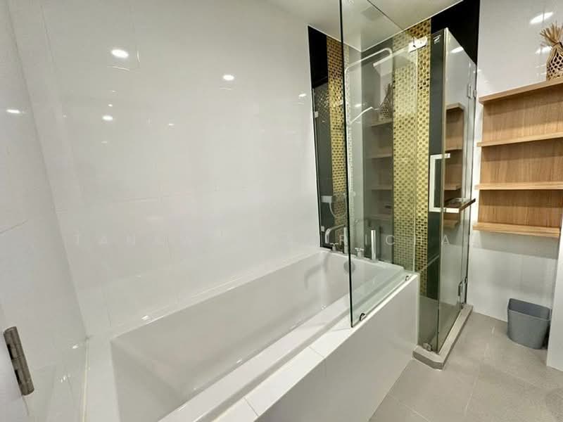 Plus Condo Sriracha, Chon Buri (Pattaya), Sriracha-Nongyaibu Road, Surasak, Si Racha, Chon Buri (Pattaya), 1 Bedroom, 33 sqm, Condo For Sale, by Tanawan Surichai, 500268523 - DDproperty.com