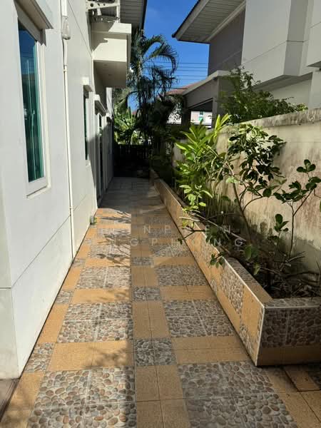 undefined, Chon Buri (Pattaya), Huai Kapi, Muang Chon Buri, Chon Buri (Pattaya), 4 Bedrooms, 218 sqm, Single Detached House For Rent, by Phonphen Tangphong, 500268531 - DDproperty.com