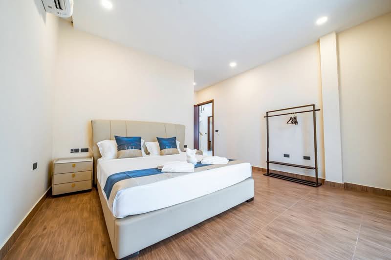 7-BR House, Chon Buri (Pattaya), Nong Pru, Bang Lamung (Pattaya), Chon Buri (Pattaya), 7 Bedrooms, 320 sqm, Single Detached House For Sale, by Tanawan Surichai, 500268534 - DDproperty.com