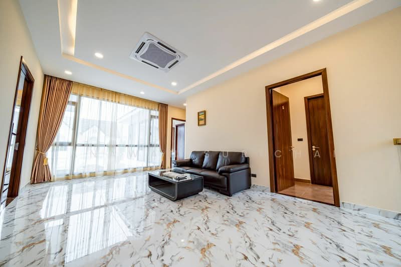 7-BR House, Chon Buri (Pattaya), Nong Pru, Bang Lamung (Pattaya), Chon Buri (Pattaya), 7 Bedrooms, 320 sqm, Single Detached House For Sale, by Tanawan Surichai, 500268534 - DDproperty.com