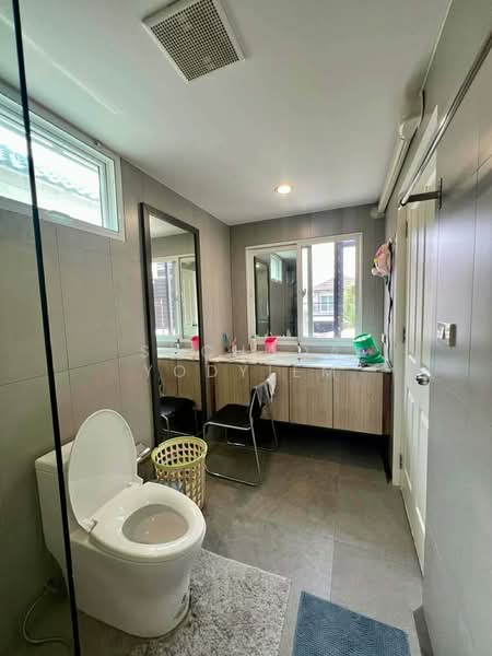 4-BR House, Bangkok, Lat Yao, Chatuchak, Bangkok, 4 Bedrooms, 382 sqm, Single Detached House For Sale, by Suchada Yodyiem, 500268535 - DDproperty.com