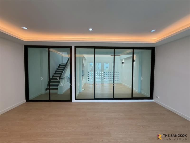 For Sale - Townhome Area Sukhumvit 101, Bangkok