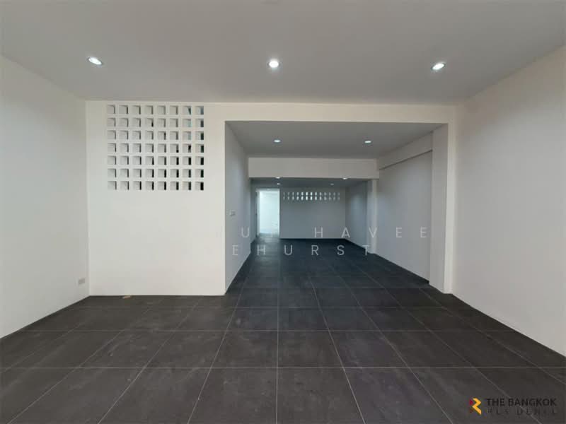 For Sale - Townhome Area Sukhumvit 101, Bangkok