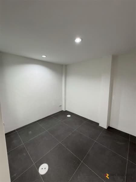 ขาย - Townhome Area Sukhumvit 101, กรุงเทพ