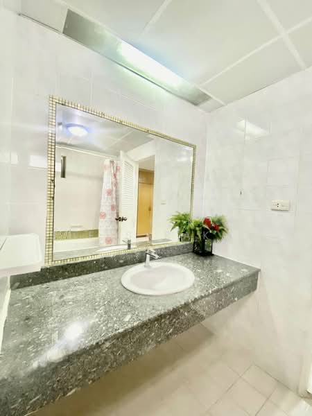 Rin House Condo : รินเฮ้าส์ คอนโดมิเนียม, กรุงเทพ, ถนน สุขุมวิท39, คลองตันเหนือ, วัฒนา, กรุงเทพ, 50 ตร.ม., คอนโด ให้เช่า, โดย Jakree Buajatturat, 500268591 - DDproperty.com