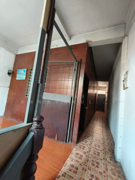 2-BR Townhouse, Bangkok, Khlong Tan Nua, Watthana, Bangkok, 2 Bedrooms, 64 sqm, Townhouse For Rent, by Vichai  Annavakulthorn, 500268620 - DDproperty.com